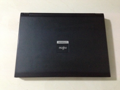 Fujitsu laptop 1.jpg