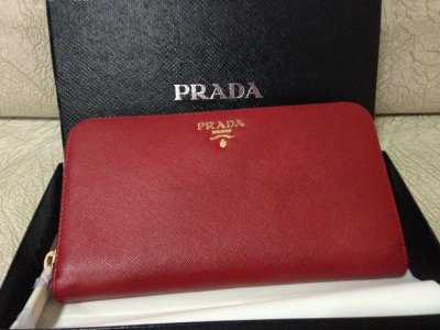 Red Prada Wallet 1.jpg