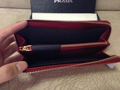 Red Prada Wallet 2.jpg