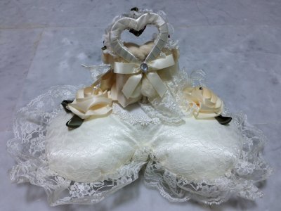 ring pillow 3.JPG