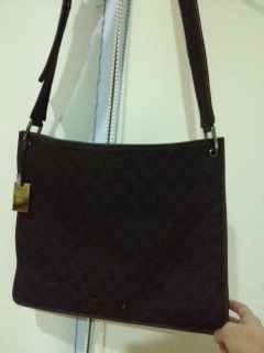 gucci messenger1.JPG