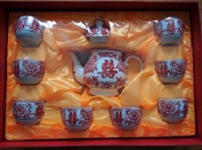 teapot with 8 cups n plate.jpg