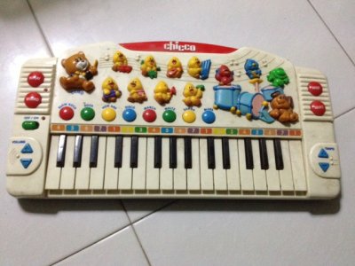 chicco piano.jpg